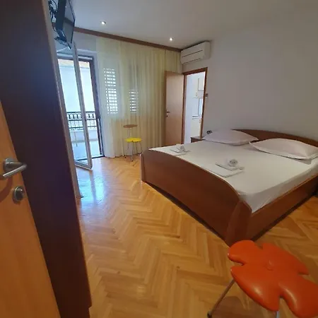 Carevic Ante Apartment Baska Voda